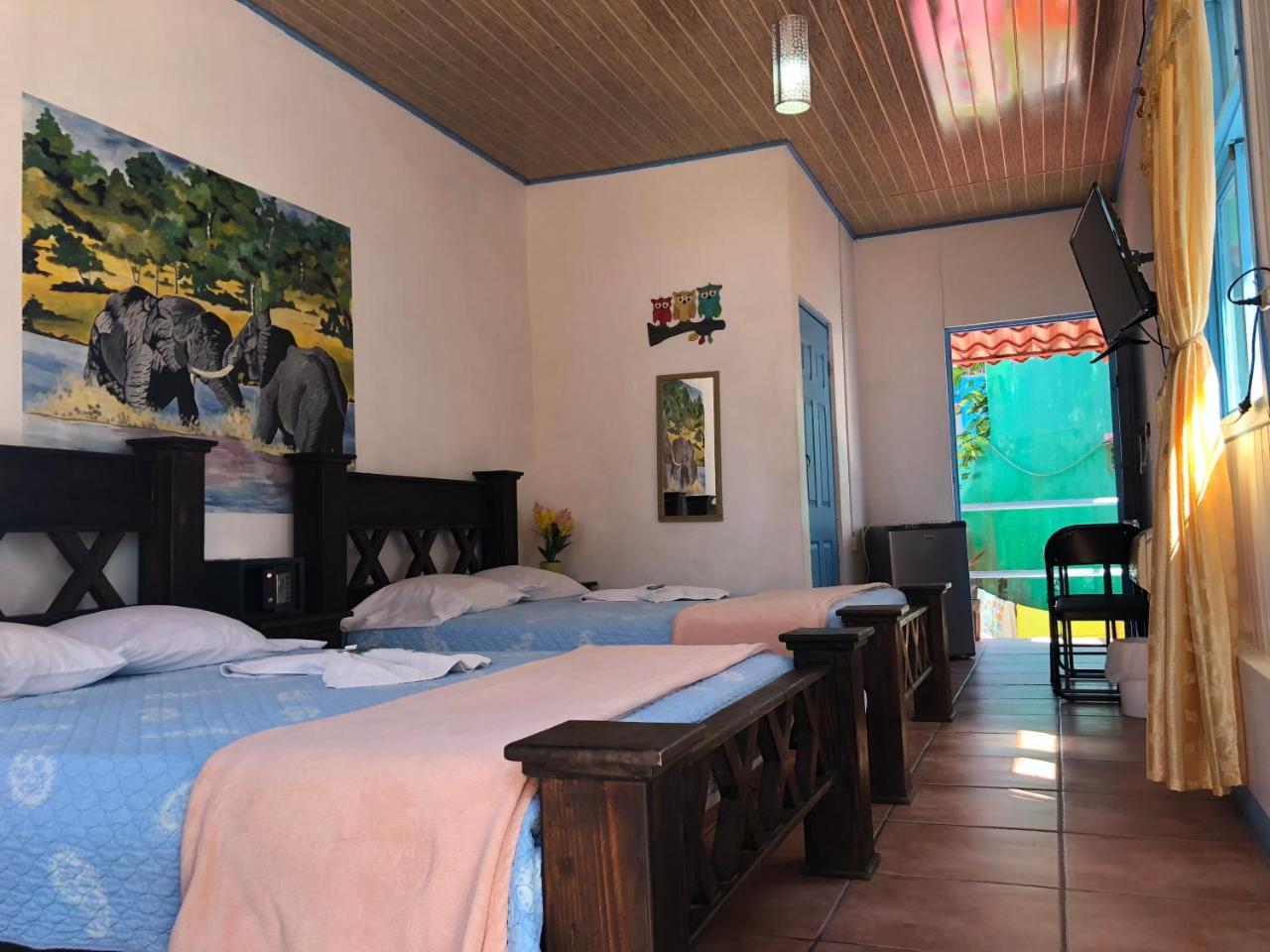 Hotel La Uvita بويرتو ليمون المظهر الخارجي الصورة